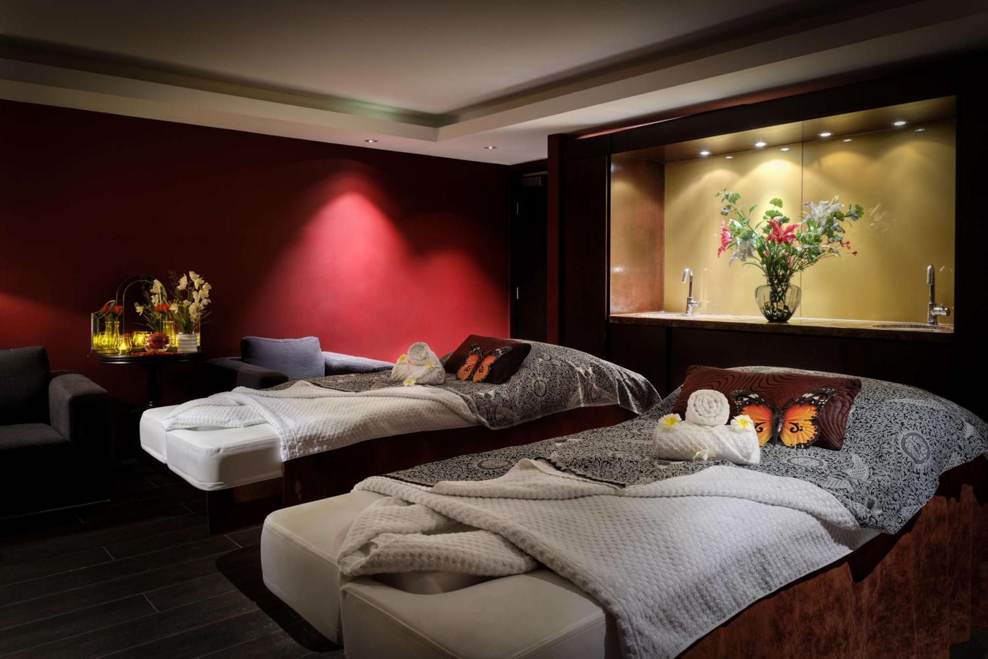 Hotel Hilton London Syon Park Brentford Zewnętrze zdjęcie